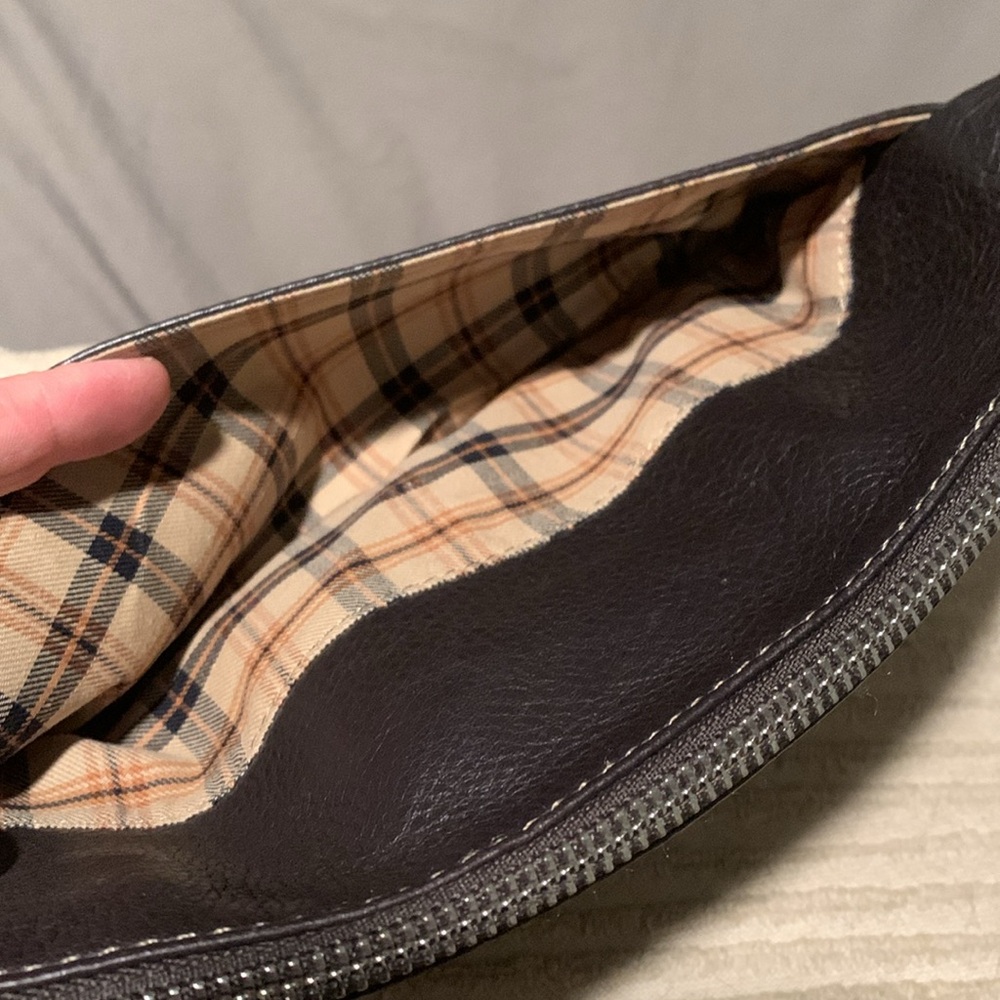 Levenger Pebbled Brown Leather travel size bag - Picture 7 of 9